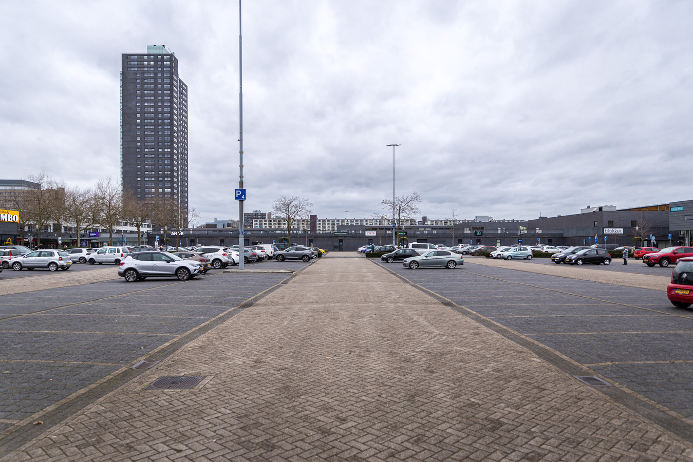 Bereikbaarheid Winkelcentrum Woensel ter discussie; ‘mooie tussenweg