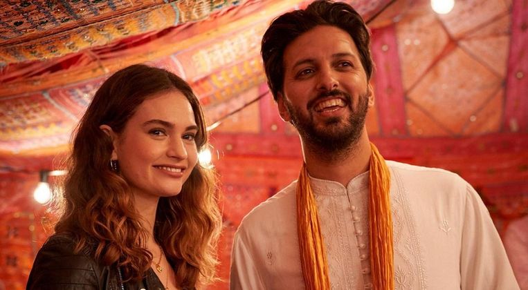 Lily James en Shazad Latif in 'What’s Love Got to Do with It?'.

 Beeld 