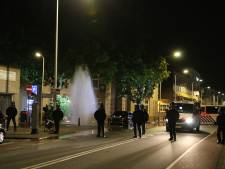 Onrustige nacht in Schilderswijk: agenten bekogeld met stenen, branden gesticht, vier aanhoudingen