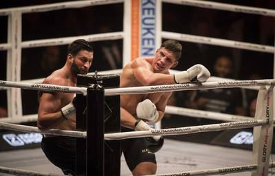 Rico Verhoeven: ‘Ik dacht: ik stop pas met slaan als de scheidsrechter ingrijpt’