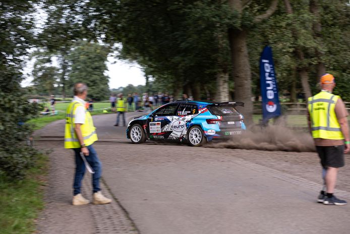 Bernhard ten Brinke with navigator Davy Thierry.