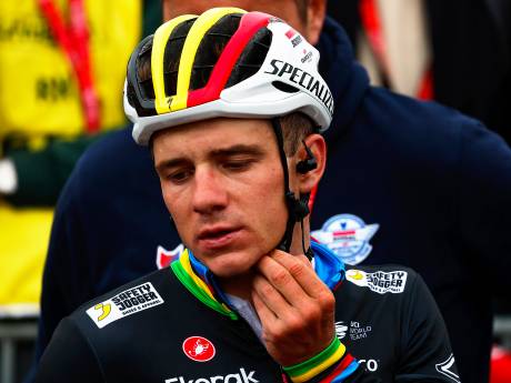 Remco Evenepoel vervolgt Vuelta ondanks gigantische inzinking: ‘Heb veel moeten huilen na de finish’