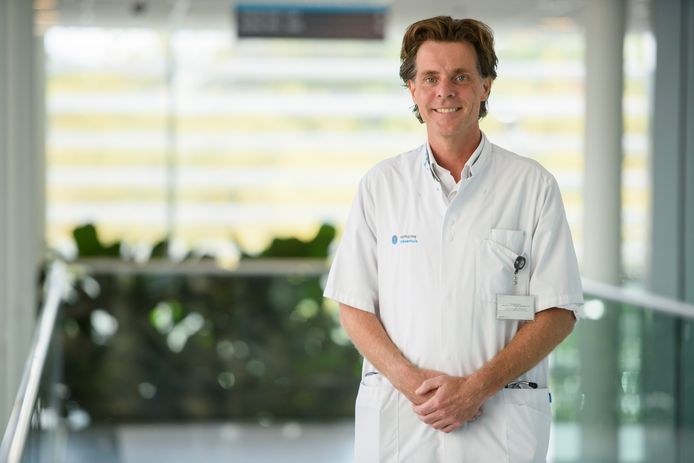 Cardioloog en hoogleraar zorginnovaties Lukas Dekker.