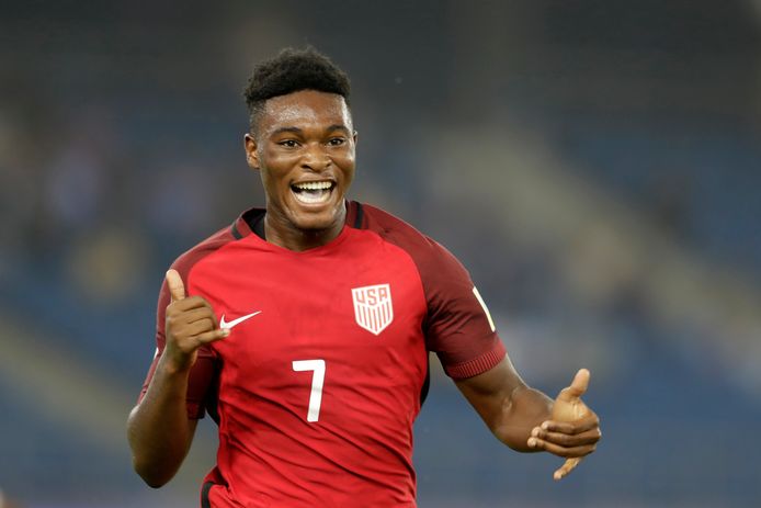 Ayo Akinola is op proef bij PSV. De vleugelspits is 17 en jeugdinternational bij de Verenigde Staten.