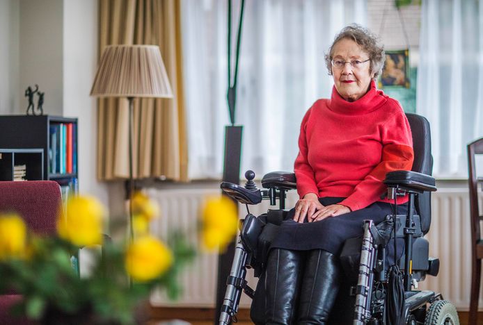 Margreet Jonkers werd als kind besmet met polio, maar maakt er elke dag het beste van.