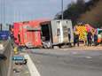 Accident d’un bus sur l’E19: les deux victimes sont une Française de 17 ans et un Colombien de 29 ans