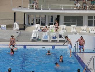 Strandbad opent zaterdag, zwembad Hoge Blekker gaat dicht