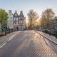 Razen de auto's straks weer door de straten of leren we van deze crisis?