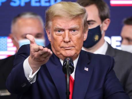 Trump weigert ‘schandalig’ coronasteunpakket te ondertekenen
