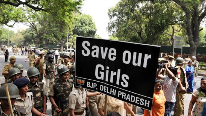 Protesten in Delhi, India in 2013 nadat een 5-jarig meisje is verkracht