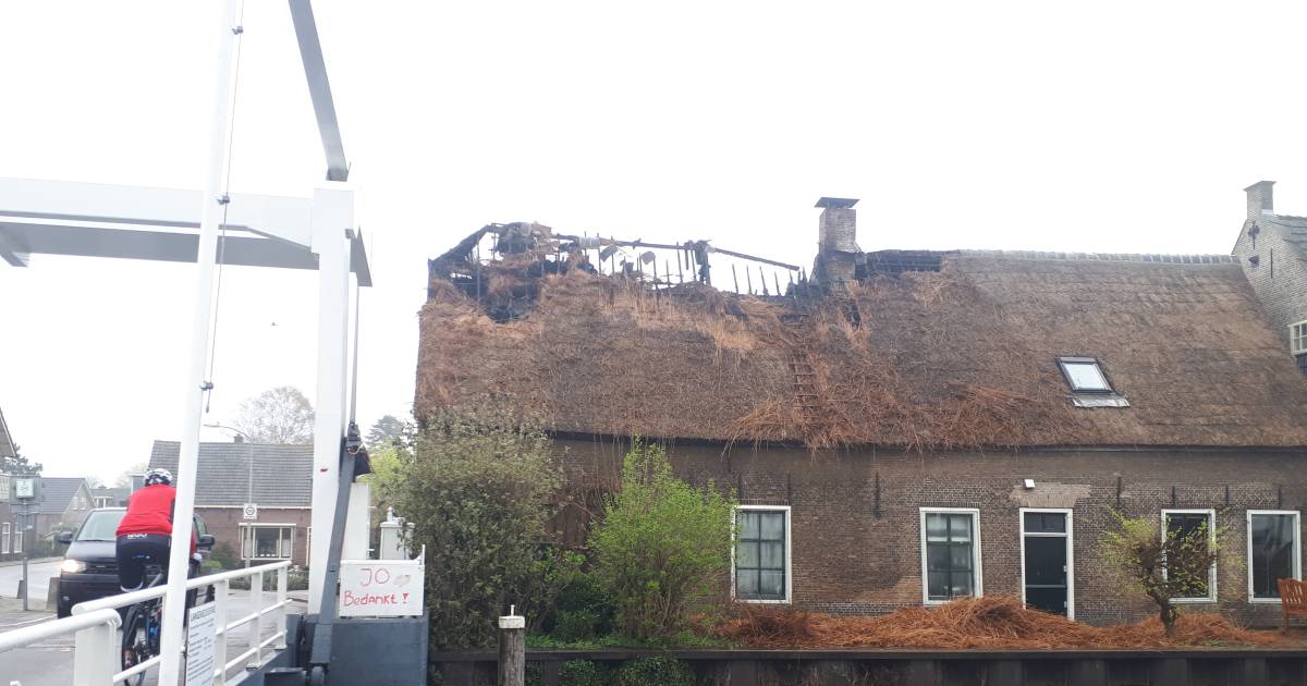 Bewoners boerderij Driebruggen ongedeerd uit huis, maar rijksmonument zwaar beschadigd | Gouda