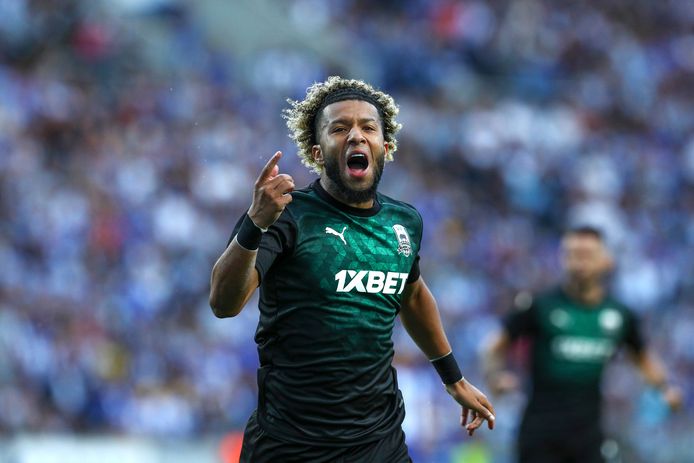 Tonny Vilhena juicht na een goal voor FK Krasnodar tegen FC Porto op 13 augustus 2019.