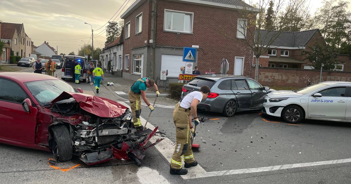 Five injured occupants collided at intersection |  Anzegema