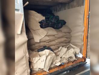 1,4 ton cocaïne in container met cacao onderschept op weg naar Antwerpen