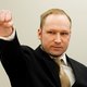 Breivik zou graag begrafenis van moeder bijwonen