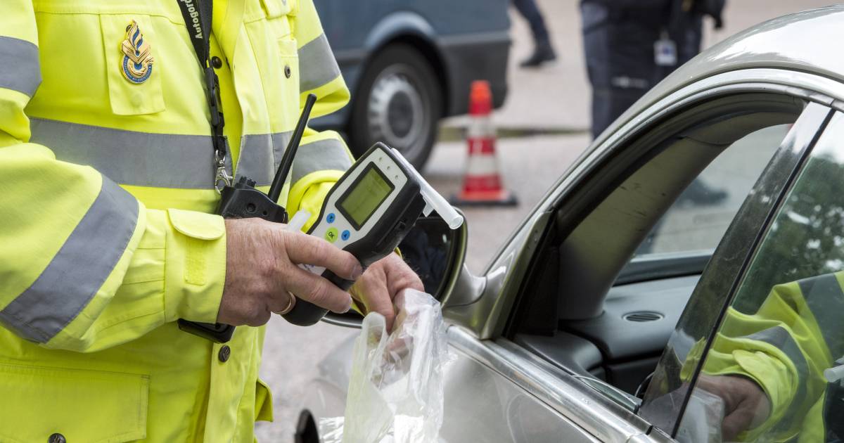Opmerkelijk: op terugweg van AA-meeting gaat deze automobilist de fout in.