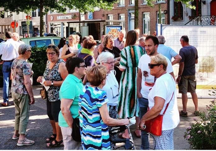De plannen voor het nieuwe Ten Bos werden aan de inwoners voorgesteld tijdens een infomarkt