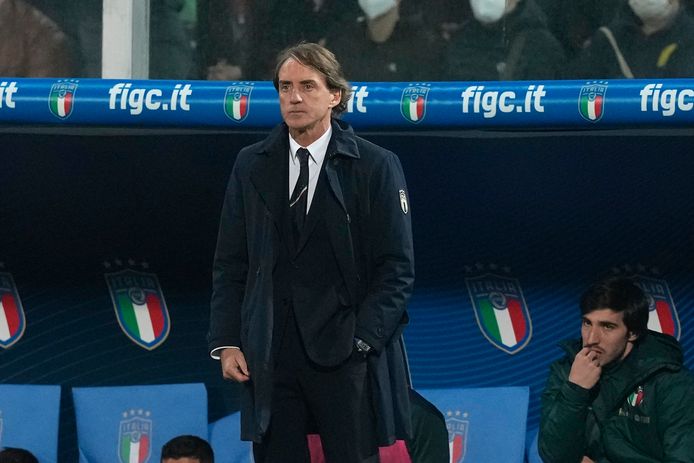 Roberto Mancini tijdens de match Italië-Noord Macedonië