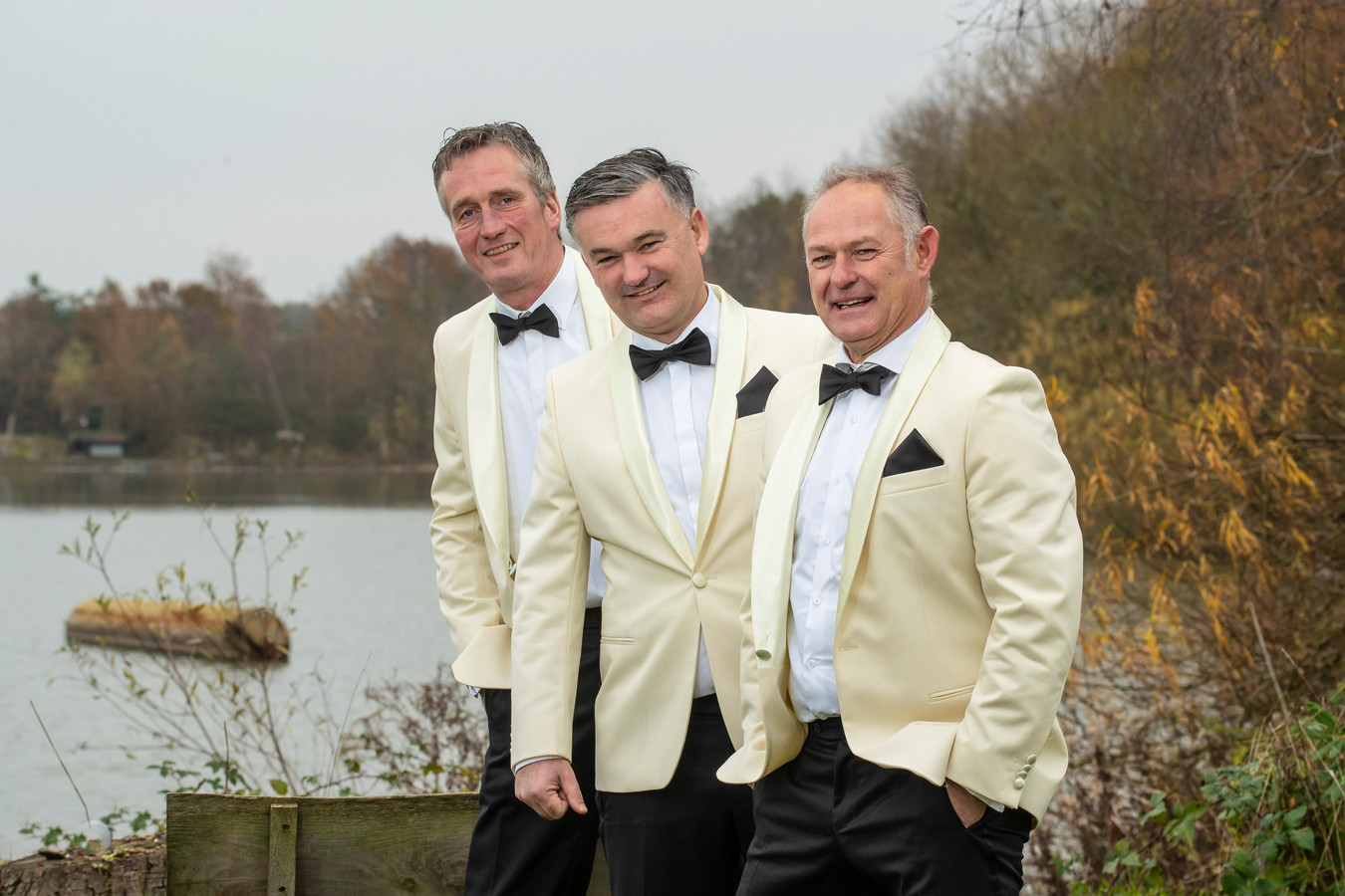 Drie Enternaren houden dolle avond op oudjaarsavond in Enter, vlnr, Stephan Schreijer , Daan Lohuis en Erwin Geels.