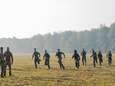 Verveelde jongeren worden à la Kamp Van Koningsbrugge afgebeuld door oud-commando’s