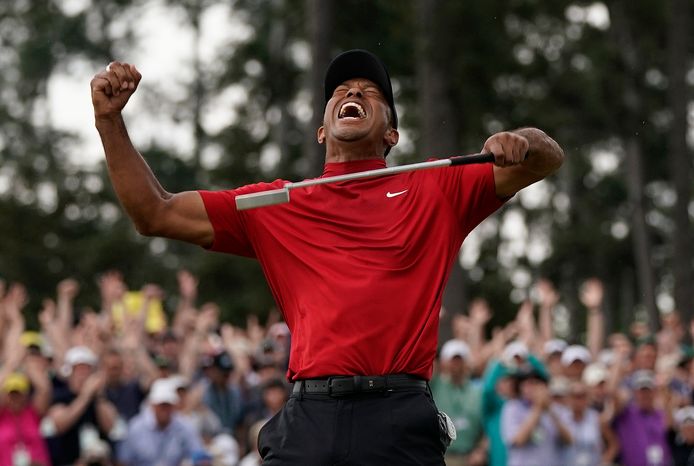 April vorig jaar: Tiger Woods na zijn zege op het Masters-toernooi in Augusta.