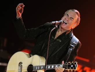 Neil Diamond openhartig over de ziekte van Parkinson: “Ik vind het niet leuk, maar dit is wie ik ben”