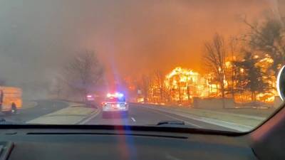 Sneeuw smoort verwoestende bosbranden in Colorado, schade is groot