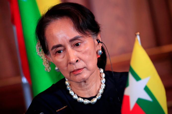 De door het leger afgezette regeringsleider Aung San Suu Kyi, tegen wie sinds begin oktober een proces loopt.
