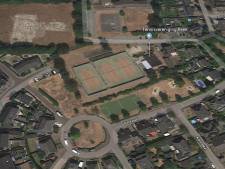 Woningbouw op tennisbanen Reek beperkt door geurhinder, Maashorst kijkt naar andere locaties