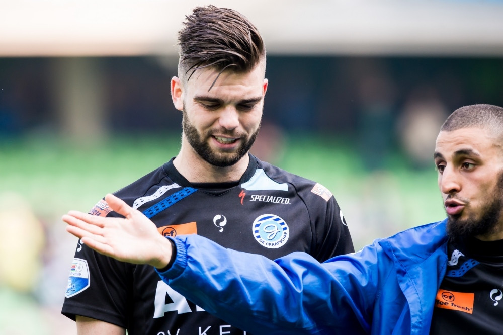 Robin Pröpper geschorst tegen Ajax Foto tubantia.nl