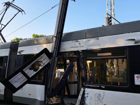 Tram in Gent ontspoort bij buitenrijden van stelplaats: pas in de namiddag weer normaal verkeer 