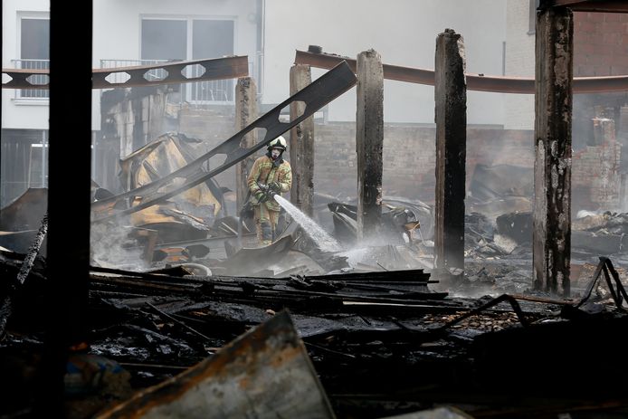 De tragische brand kostte het leven aan twee Limburgse brandweermannen.