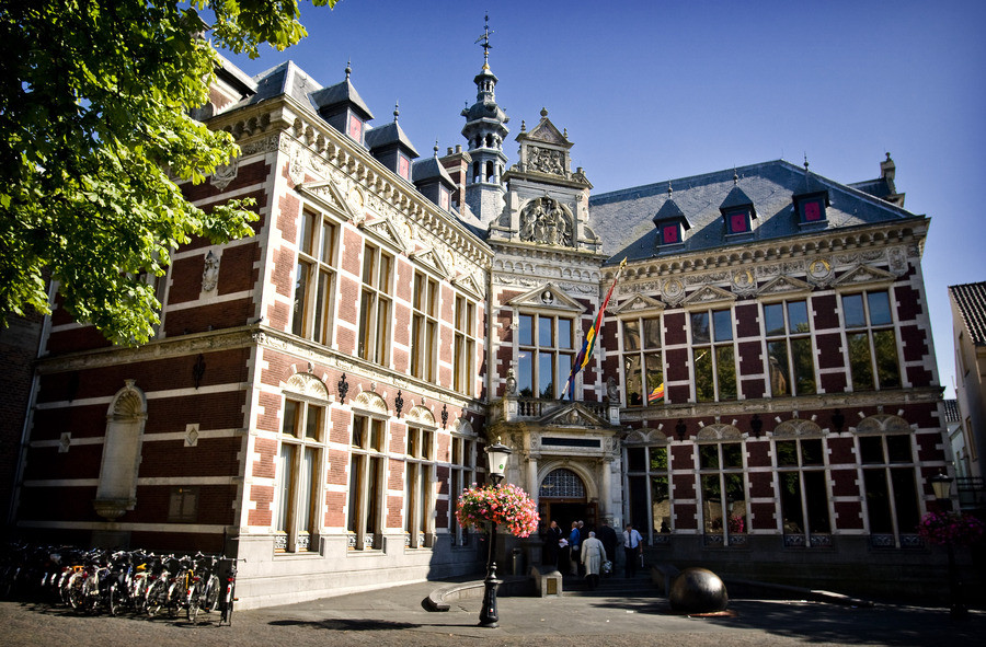 Universiteitsgebouw op het Domplein in Utrecht. © ANP