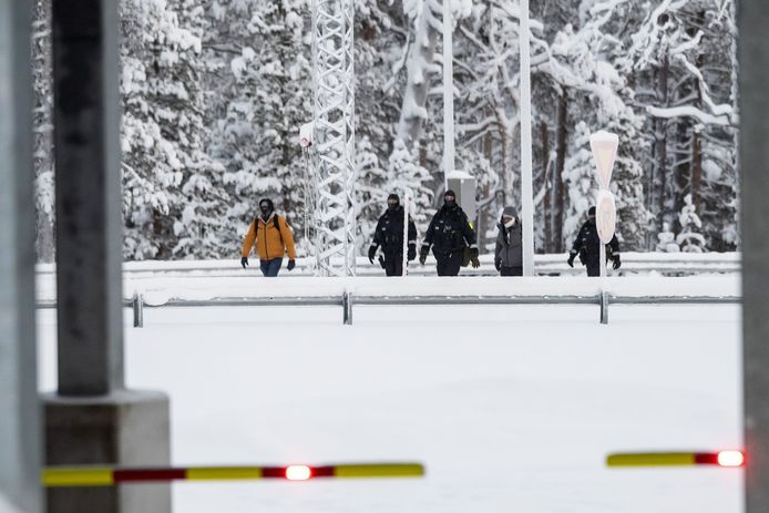 Asielzoekers bij de Raja-Jooseppi-grensovergang in het noorden van Finland.