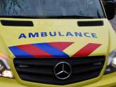 Ambulance met spoed naar Grote Markt in Haarlem