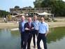 Mayor Joris Bengevoord (second from left) of Winterswijk with the organizers of the Liberation Concert on the recreation lake Het Hilgelo.