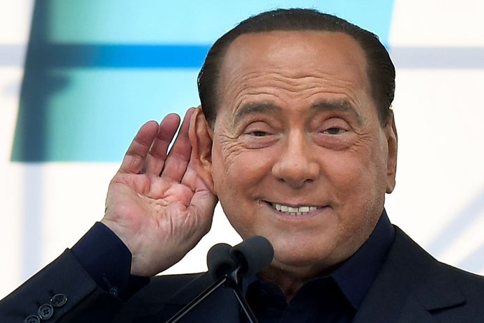 De toestand van Berlusconi is volgens de krant 'Corriere della Sera' iets ernstiger geworden.