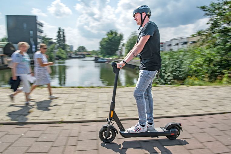 Verenigen het doel Pennenvriend In aanloop naar legalisering zijn de elektrische steps in opmars – maar of  ze aan de eisen voldoen?