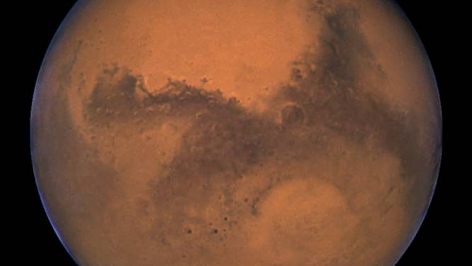 Wetenschappers ontdekken acht mogelijke plekken voor een kolonie op Mars