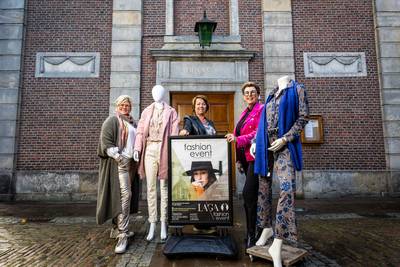 In Denekamp paraderen modellen ‘LaGa Fasion Event’ tussen de kerkbanken: ‘Bestuur was verrast’