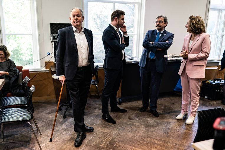 Paul van Meenen (D66, links), Theo Bovens (CDA, tweede van rechts) en Edith Schippers (VVD, rechts) voorafgaand aan het Grote Lijsttrekkersdebat van Omroep WNL vorige maand.  Beeld Joris van Gennip
