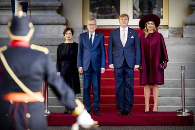 Koningspaar verwelkomt president Oostenrijk op Noordeinde