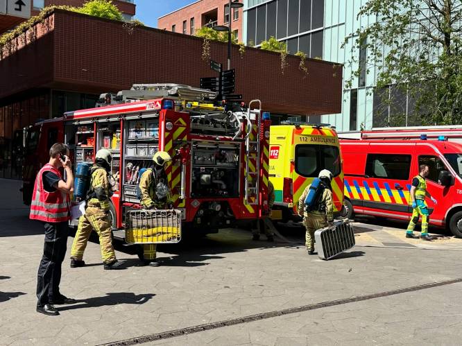 “Aanval met machete en brandstichting op veertiende verdieping”: hulpdiensten oefenen rampscenario in hoogste toren van de Kempen