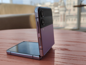 REVIEW. Is de tijd rijp om een plooibare smartphone zoals de Samsung Flip 4 te kopen?