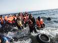 Veertien doden bij ongevallen met migrantenboten bij Griekenland