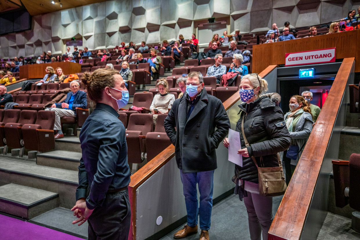 Fieldlab event at Oosterpoort in Groningen: the Gossen brothers piano concert.  Photo by Raymond Rotting / De Volkskrant