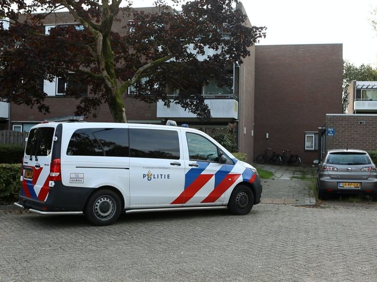 Vrouw ernstig gewond in Nijmeegse woning, politie doet onderzoek