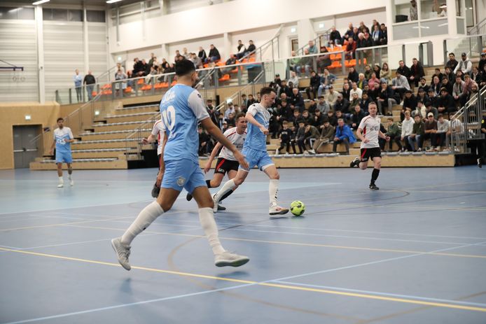 ZVV Ede won met 6-3 van ZVV Urk.