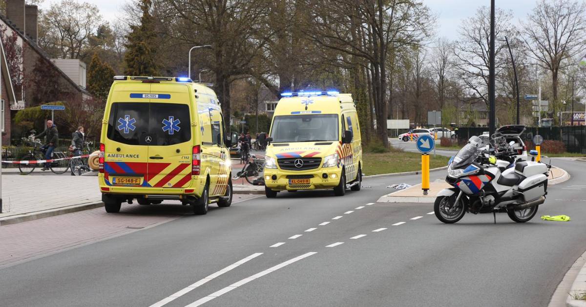 Man uit Hellendoorn overleden na ongeval in woonplaats.