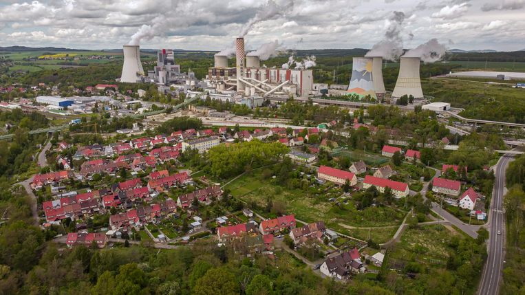 De Turowmijn in Bogatynia. Sluiting van de mijn lijkt onafwendbaar. Beeld EPA